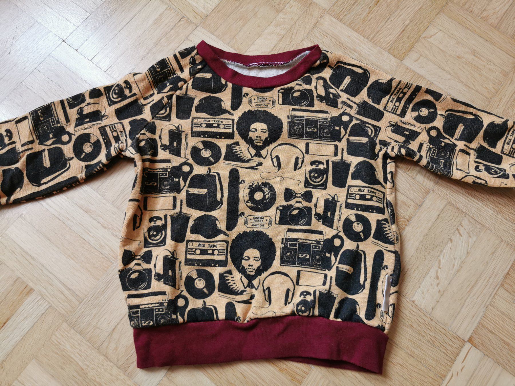 Maglioni & Felpe: Sweatshirt Vogelomiii ca. Gr. 92 – Usato da Stäfa venduto da flamingo_17