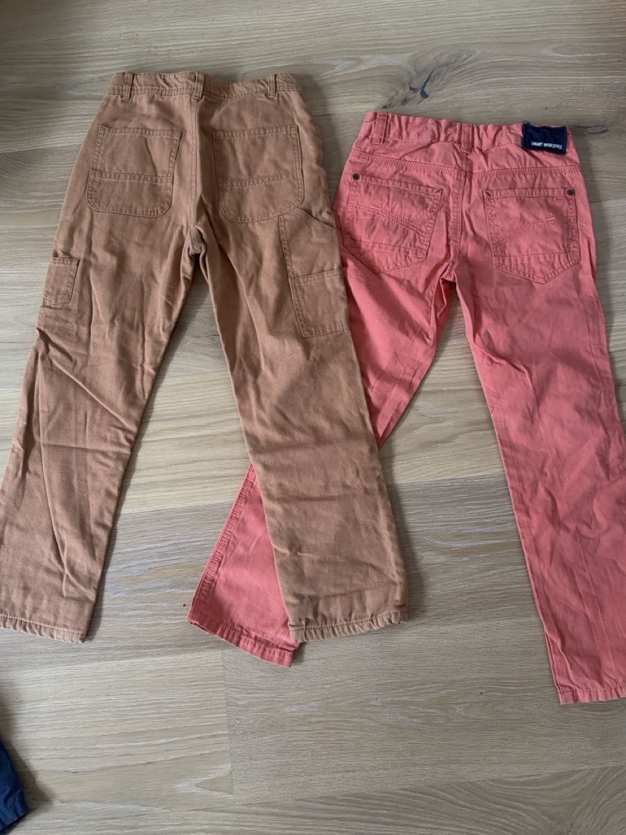 Pantaloni: 2 Hosen im Grösse 128 – Usato da Rupperswil venduto da Srfrick 2