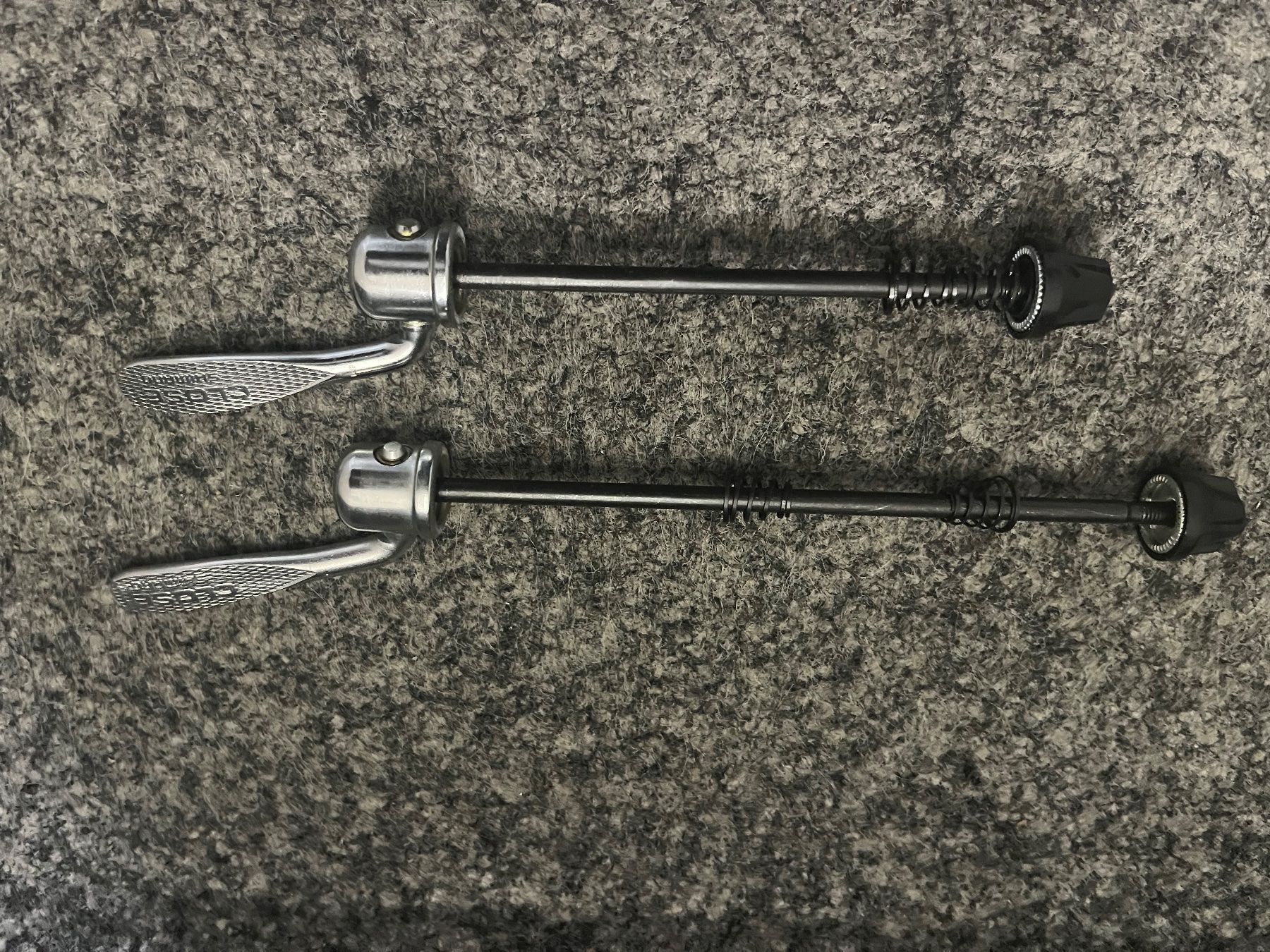 Shimano Pezzi di ricambio: Shimano Schnellspanner – Nuovo (secondo la descrizione) da Mühlethurnen venduto da Kolly225 1