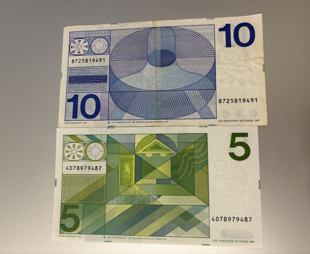 Billets de banque: Pays-Bas 10 et 5 Gulden – Neuf (Voir description) à Le landeron par santa_99 1