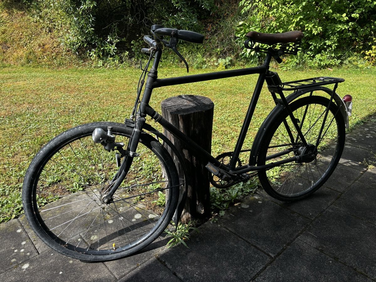 Armée suisse Vélos: Militärvelo  – D'occasion à Neerach par davidsieber