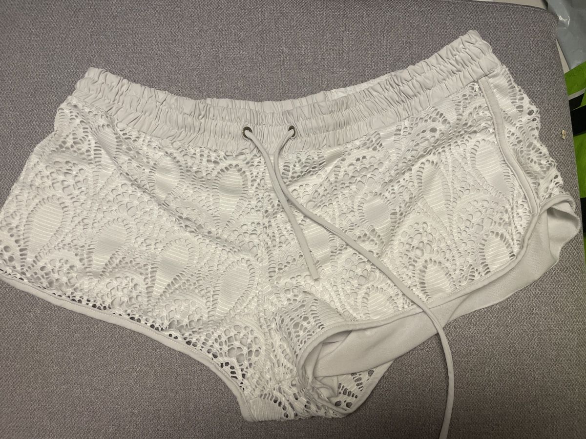 H&M Costumi da bagno & Bikini: Weisse Badehose – Usato da Lenk im Simmental venduto da banane50626