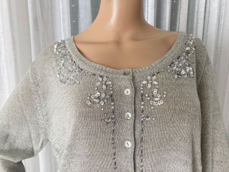 Perfekter Auftritt - edle Strickjacke mit Ziersteinen, XL