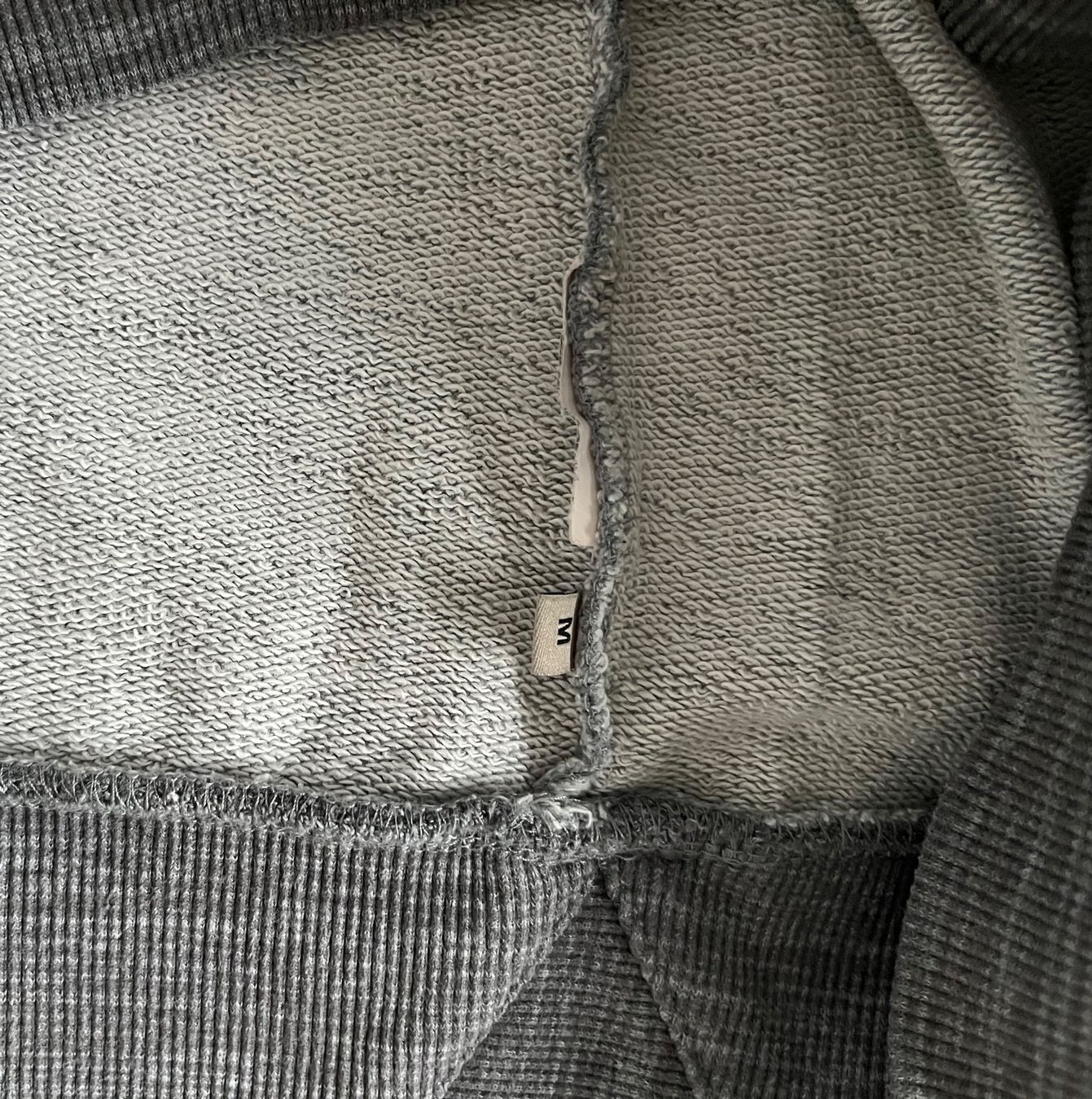 Napapijri Maglioni & Felpe: Sweat gris Napapijri M/L – Usato da Le Crêt-p-Semsales venduto da staglione69 2