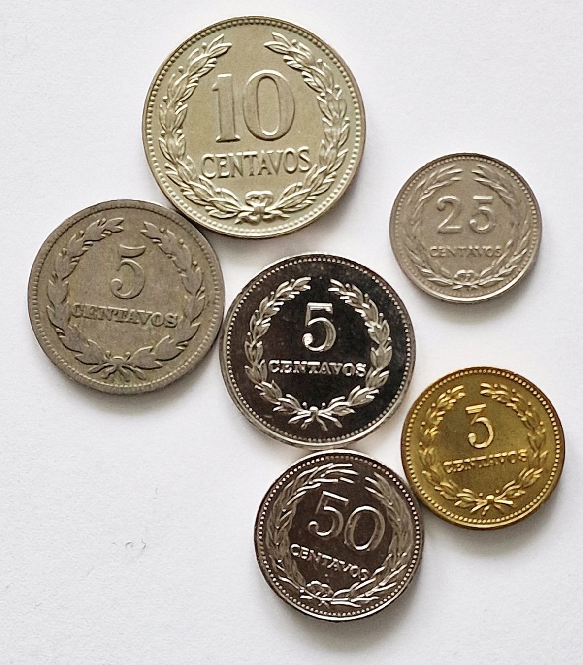 Toutes les monnaies: 6 x Salvador – D'occasion à Illnau par swisshippo