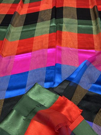 Traumhafte Seide Christian Dior Foulard, neuwertig!
