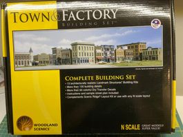Spur N - Woodland Scenics Town and Factory Building Set