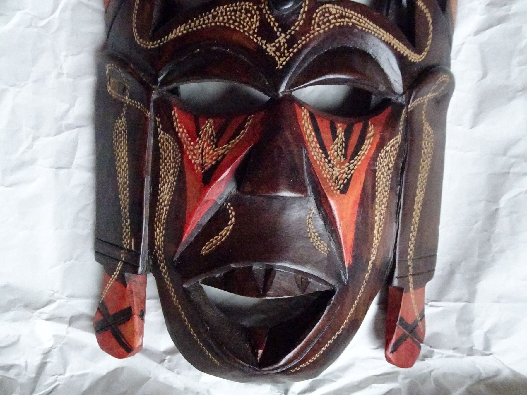 Arte internazionale: afrikanische Maske – Nuovo (secondo la descrizione) da Aadorf venduto da Chnorli-Furz 2