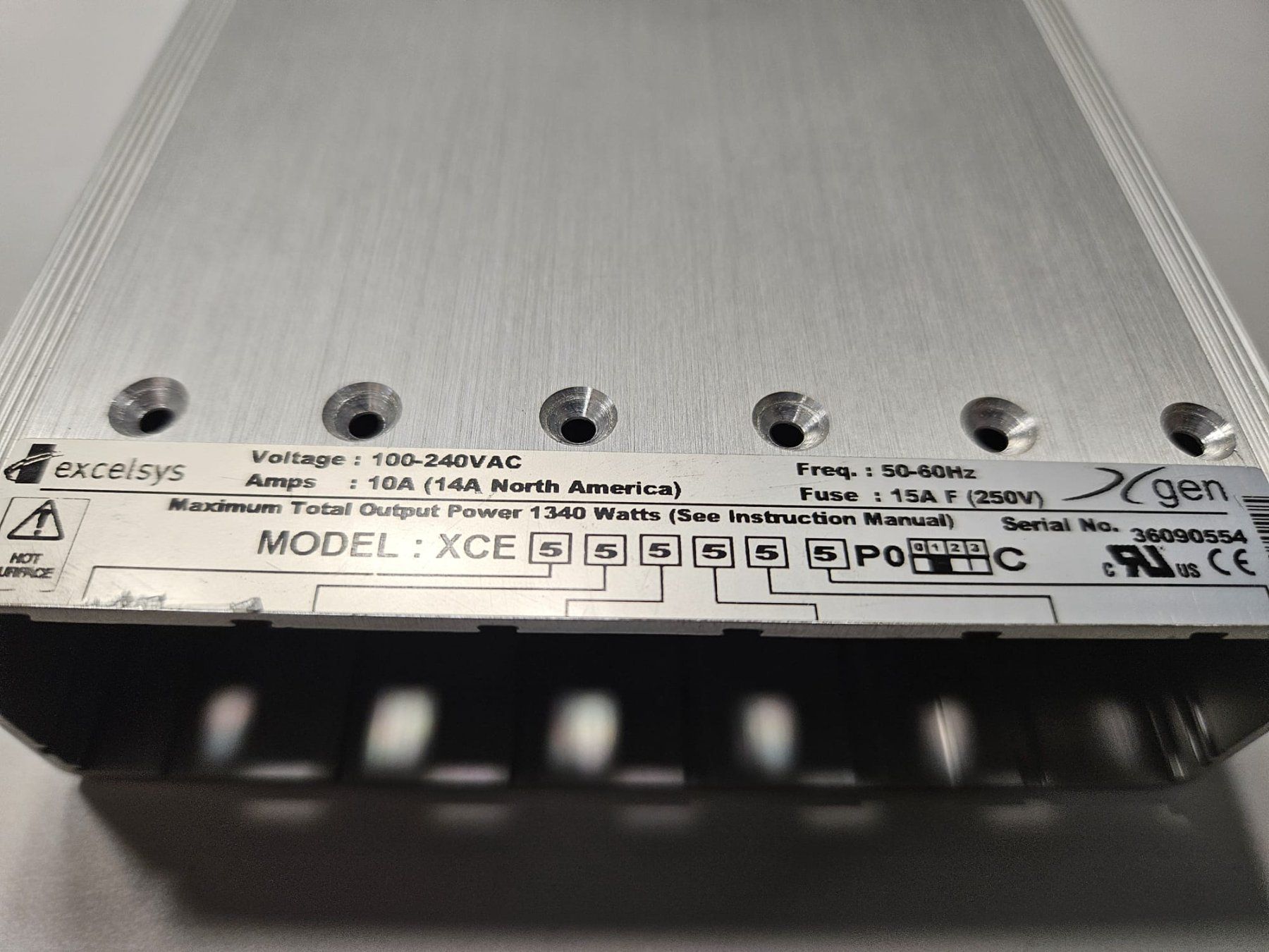 Componenti elettronici: Modulares Netzteil Excelsys mit 6 Modulen – Nuovo (secondo la descrizione) da Genestrerio venduto da GIDI02 1