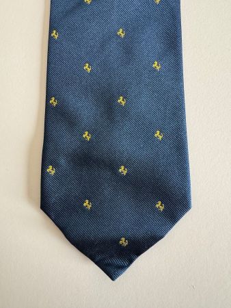 Original Ferrari Krawatte, Marineblau, goldige Rössli,