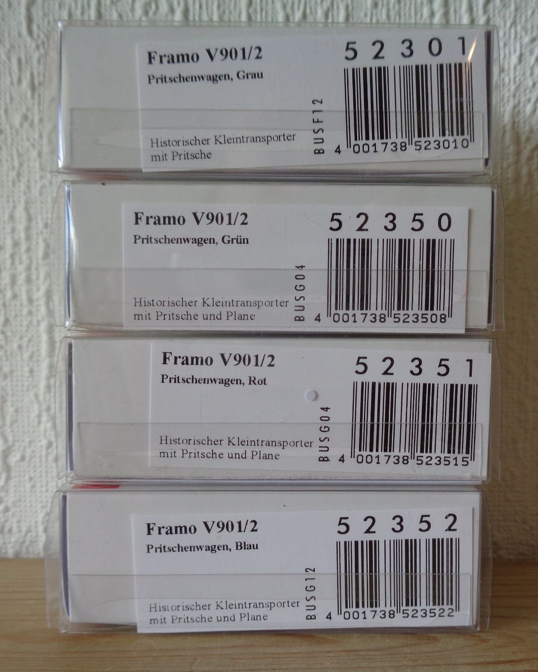Busch Modellini di ferrovie: Busch, 4 Autos "Framo V901/2", H0 – Nuovo e nell'imballaggio originale da Arbon venduto da lyres 5