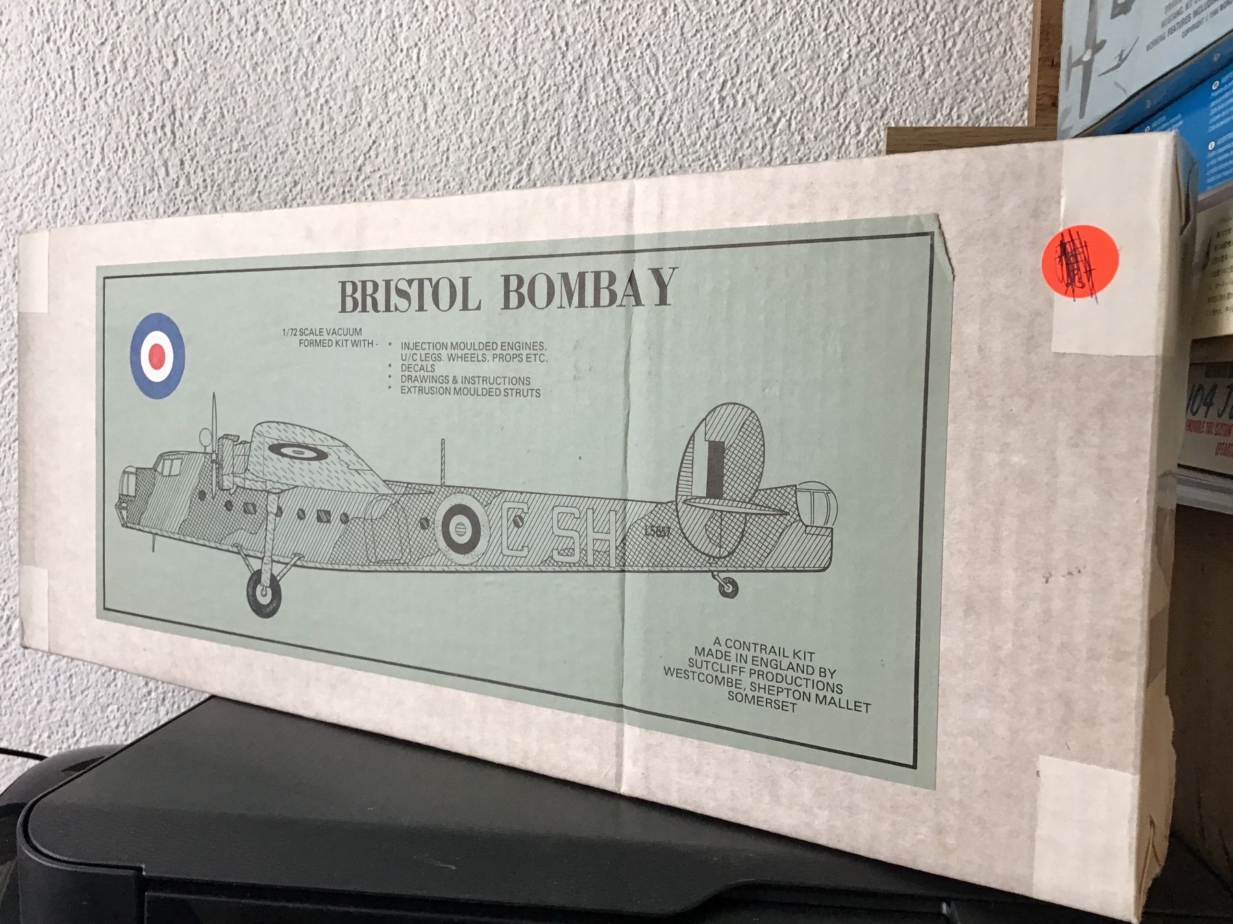 Modellbausätze & Standmodelle: Bristol Bombay 1:72 Vacu – Neu und originalverpackt aus Männedorf von Modell-Spezialisten 1