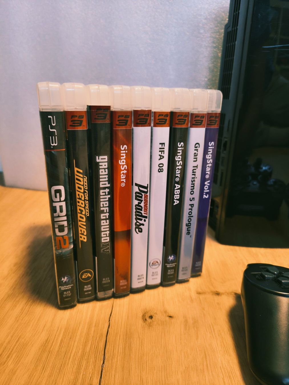 Sony Console: Sony PlayStation 3 PS3 Fat - 9 Spiele & 2 Controller – Usato da Schaffhausen venduto da thugNme 2