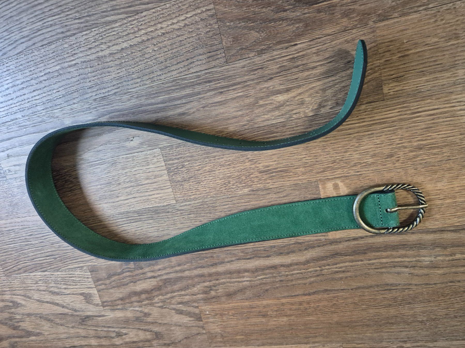 Pieces Cinture: Pieces green leather belt 80cm – Usato da Zürich venduto da monadiederich 1