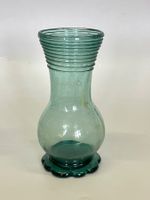 Antikes Glas mit Abrissmarke Blumenvase
