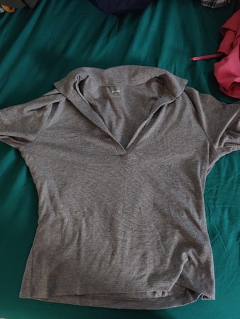 polo gris 