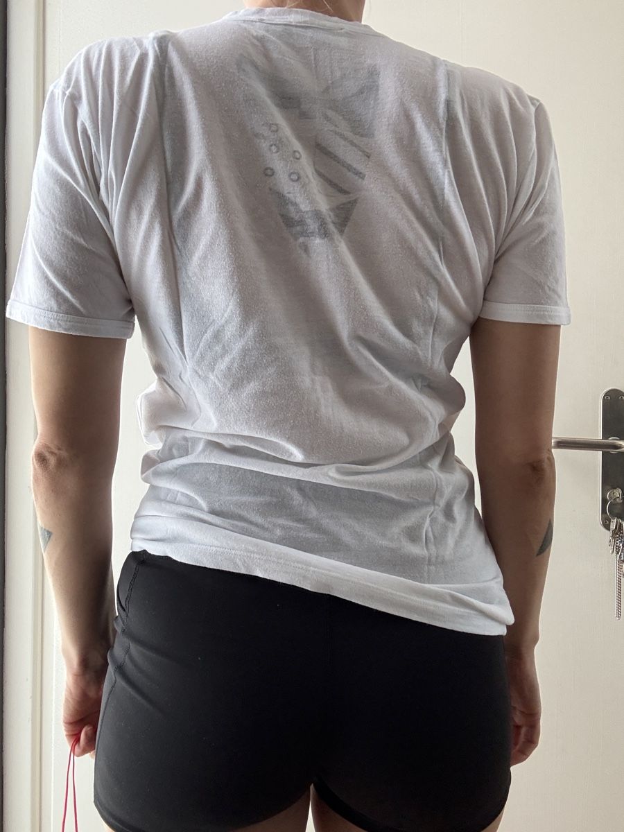 Stella McCartney T-shirt: Stella McCartney Top – Usato da Glarus venduto da big.bear 2