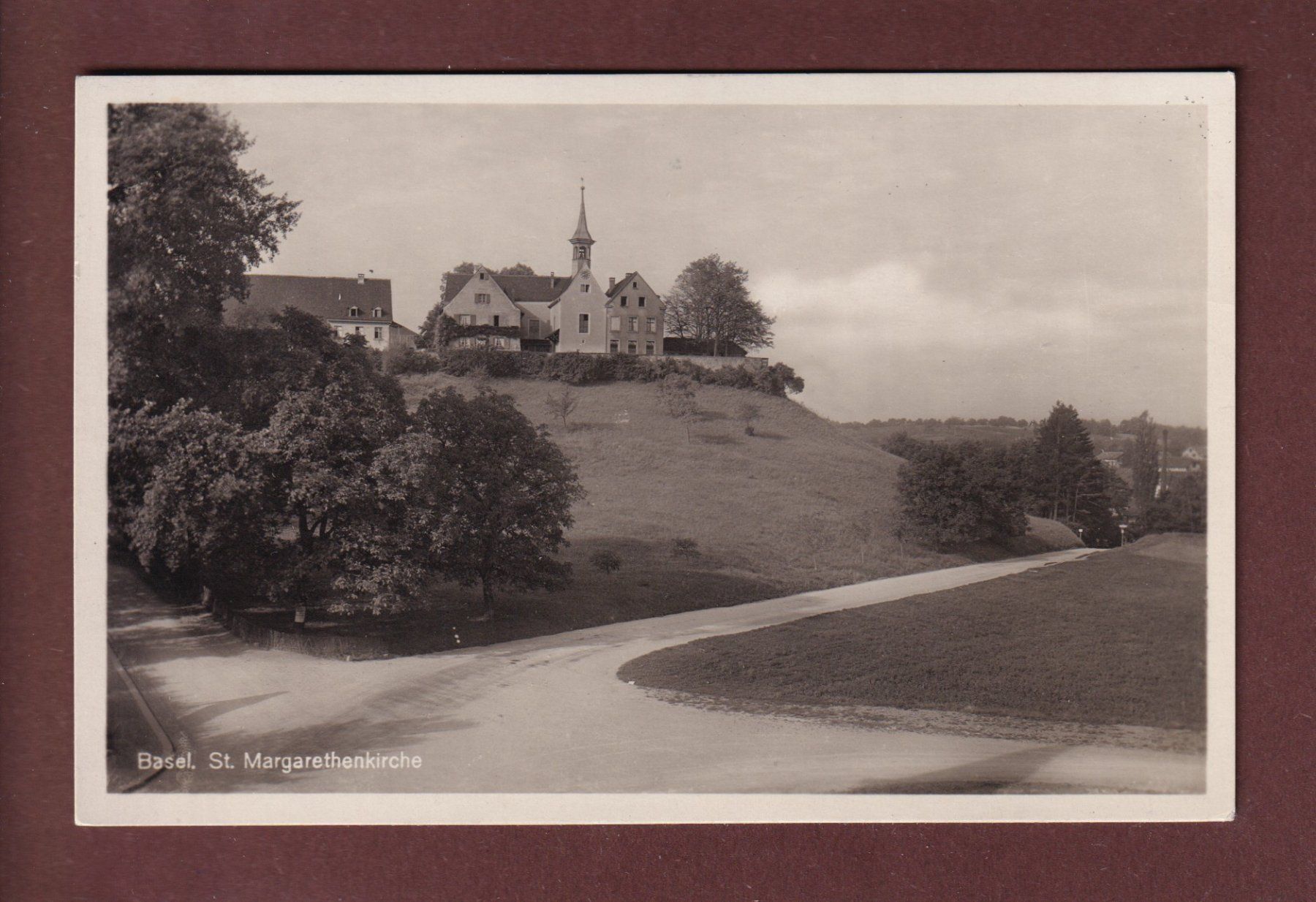 Ansichtskarten: BASEL - St. Margarethenkirche - 1930 – Gebraucht aus Pully von nicecards