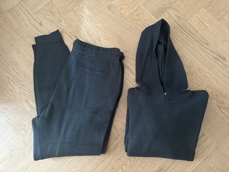 Zara Zweiteiler-Set. Sweatshirt & Shorts. Grösse M