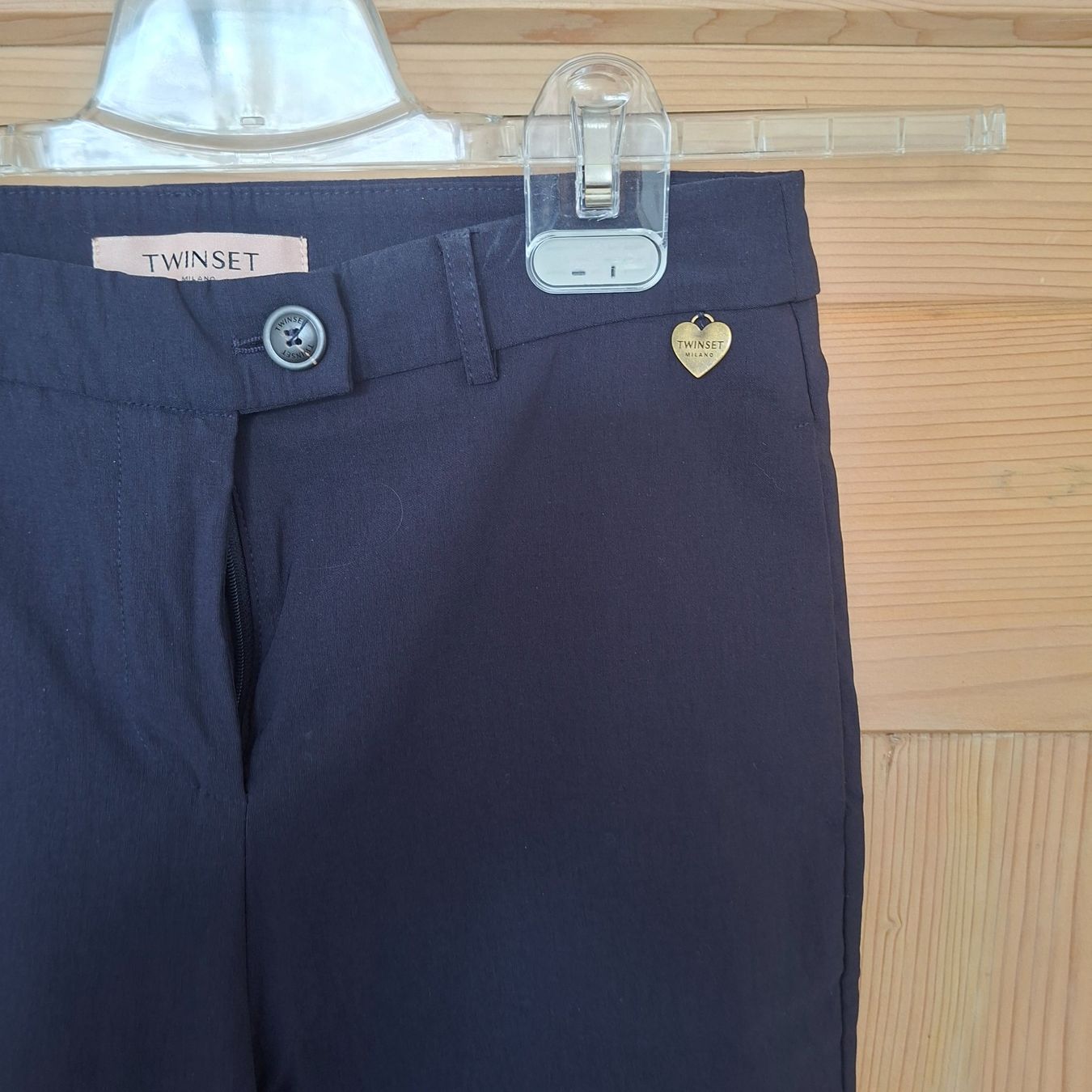 Twinset Hosen: Bequeme Hose Twin Set Marineblau – Gebraucht aus Stäfa von meridianum 1