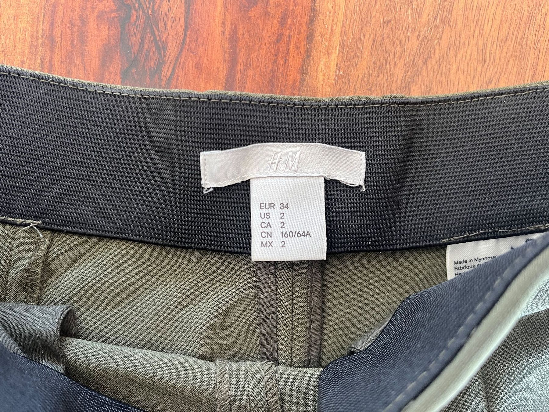 H&M Pantaloni: short kaki H&M – Usato da Cossonay-Ville venduto da 021epi70 2