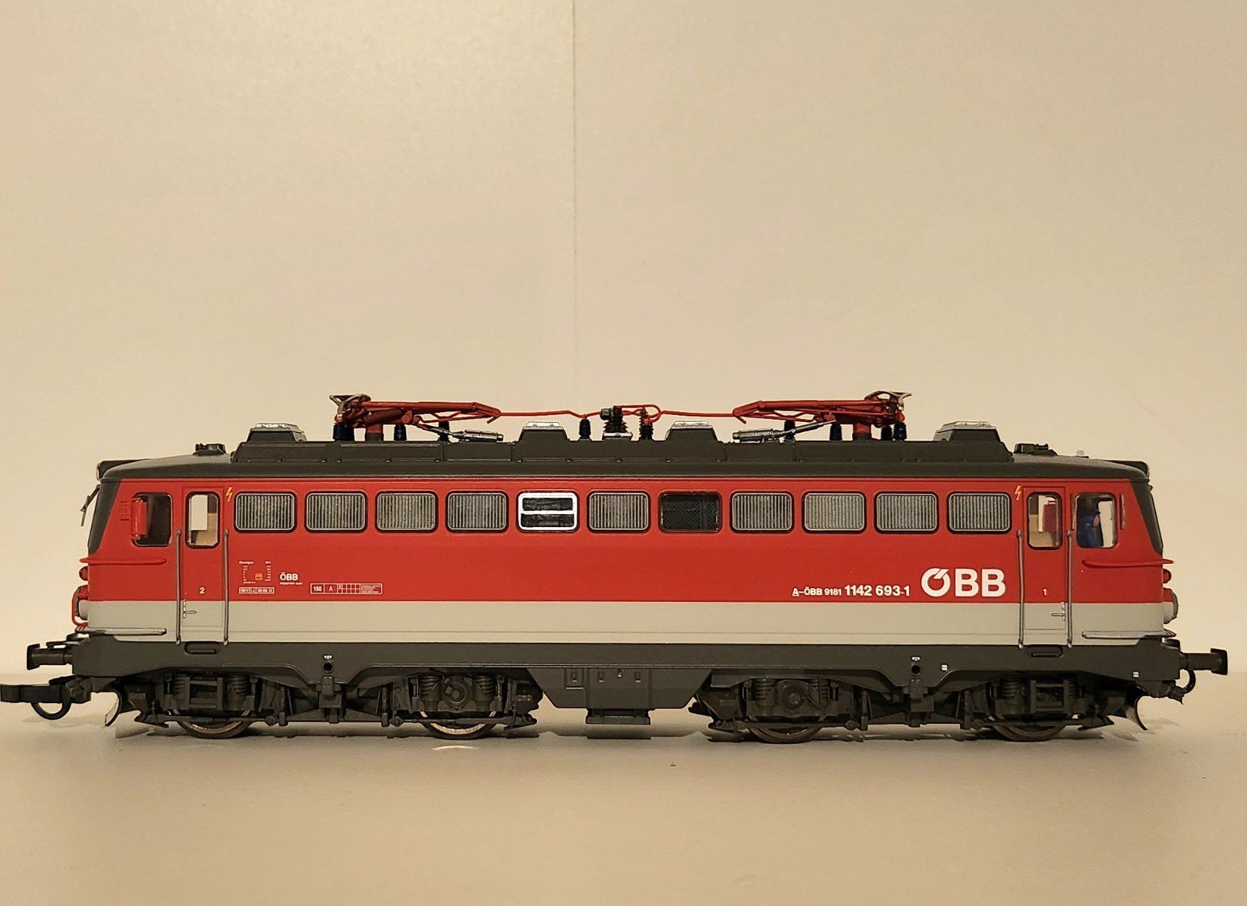 Roco Modelleisenbahnen: Roco ÖBB Rh 1142 DCC Sound – Gebraucht aus Wittenwil von ced_q8j7 1