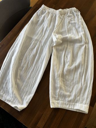 ZARA Barrel Hose Gr. M Weiss Gummizug Lyocell 