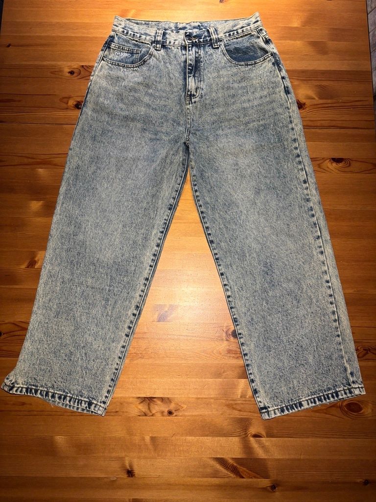 Jeans: Jeans Wasted Paris – D'occasion à Neuhausen am Rheinfall par ssiimmo0nn