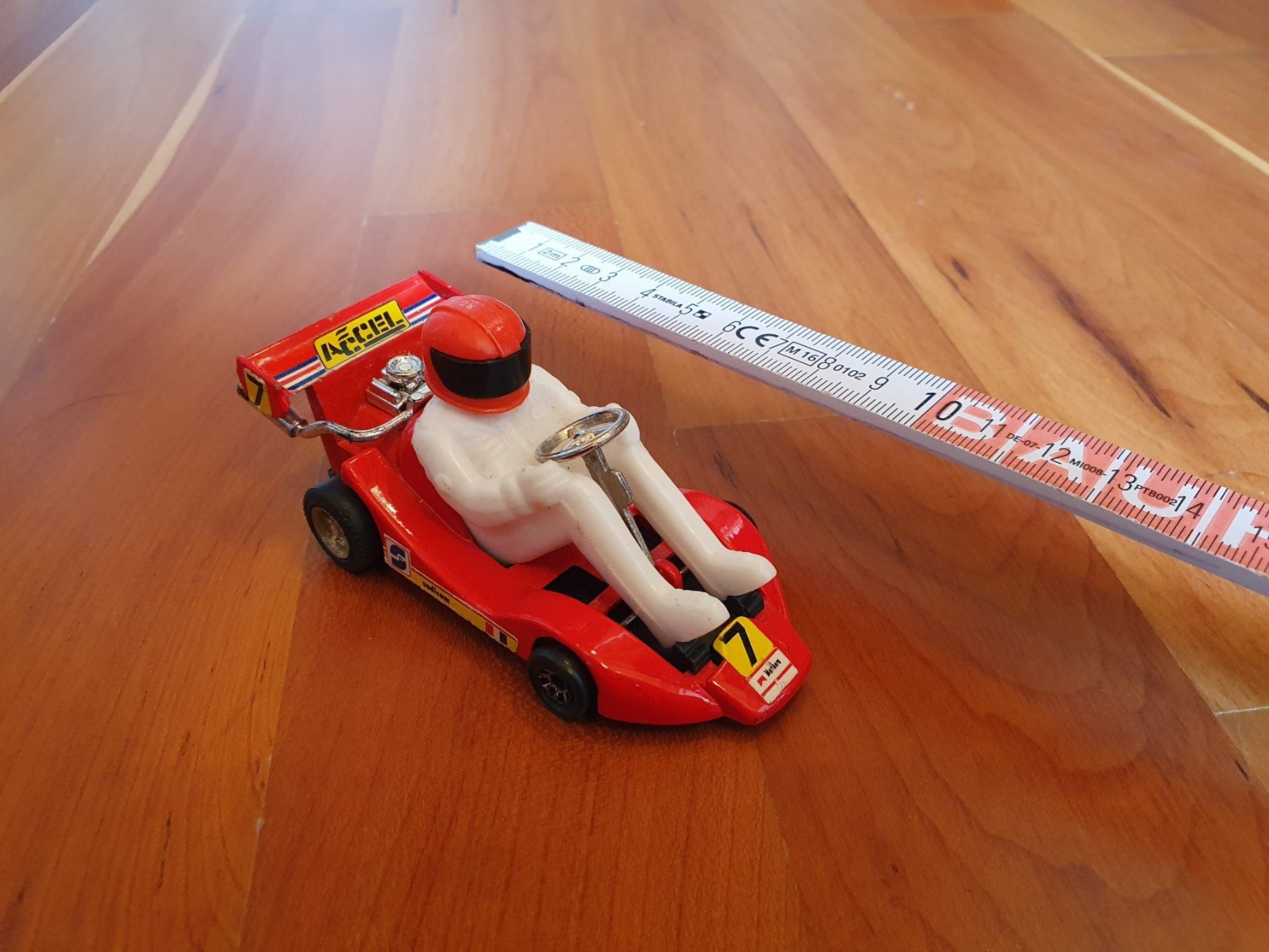 Go-Kart: Gokart mit Rennfahrerfigur – Usato da Triesen venduto da platzproblem1 2