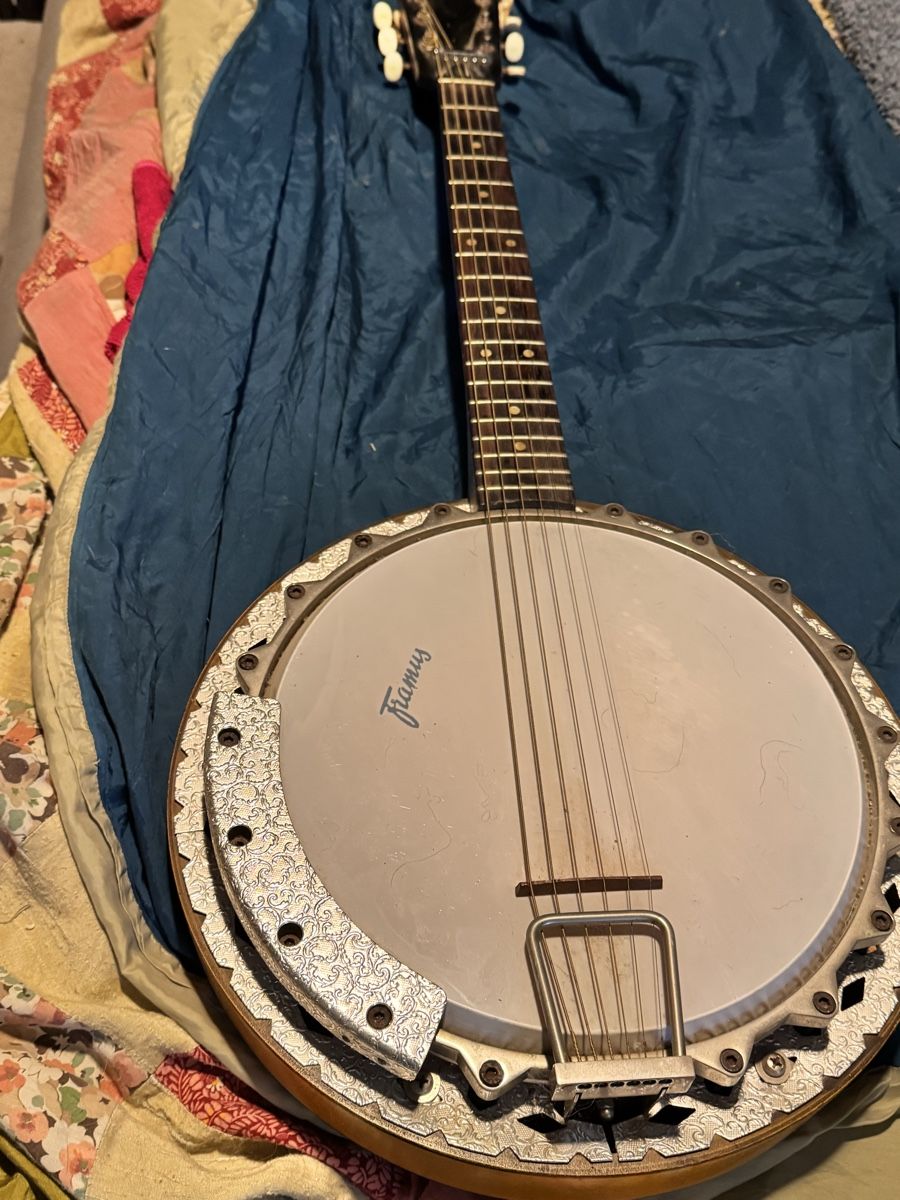 Framus Strumenti musicali: 6 Saiten Banjo von Framus – Usato da Neuenegg venduto da Marengo06 2