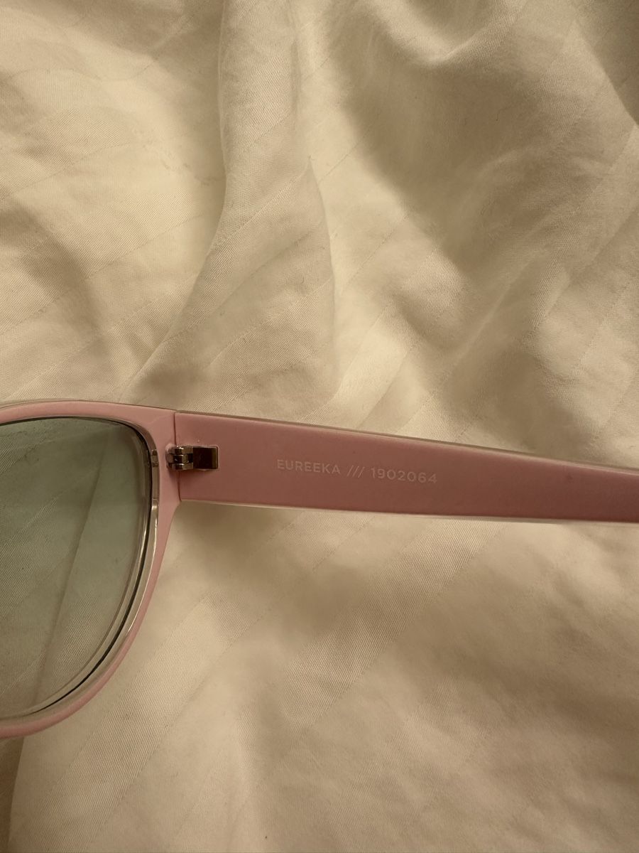 Occhiali & Lenti: Le Specs pink sunglasses – Usato da St. Niklausen LU venduto da lau_259n 3
