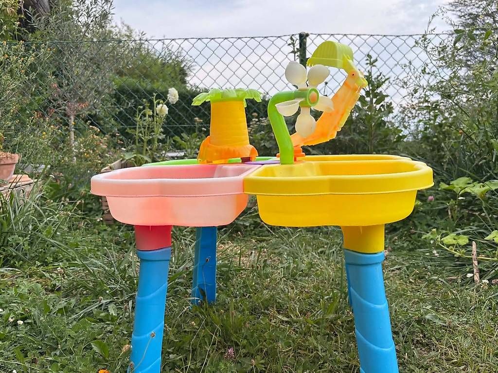 Sabbiera per bambini: Table d'activités sable et eau – Usato da Bougy-Villars venduto da fla_9djm