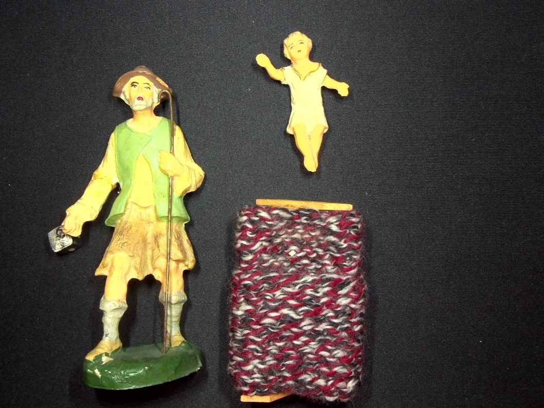 Toutes les décorations: Weihnachtskrippe mit Figuren – D'occasion à Hilterfingen par Tomz 3