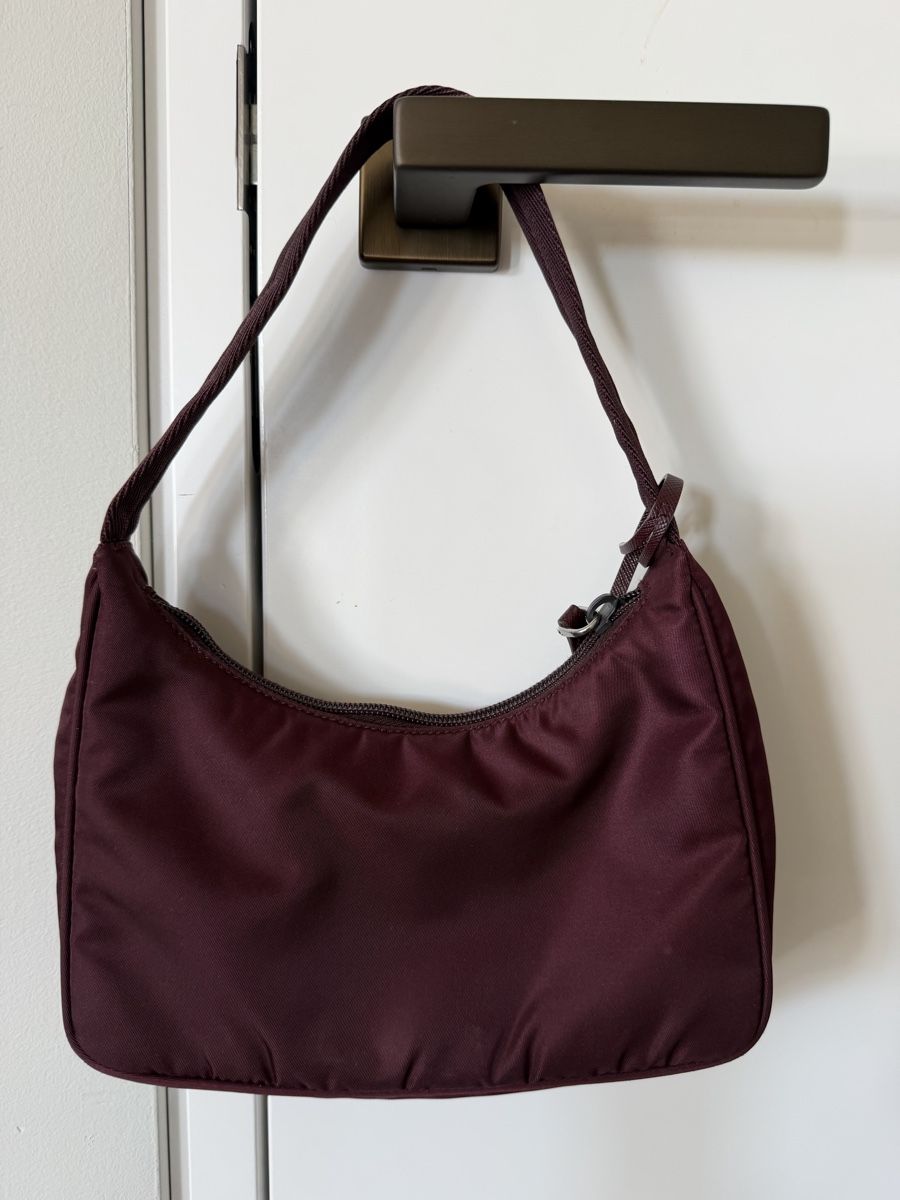 Prada Taschen für Damen: Prada Re-Edition 2000 Nylon Shoulder Bag – Gebraucht aus Küsnacht ZH von cd2026 3