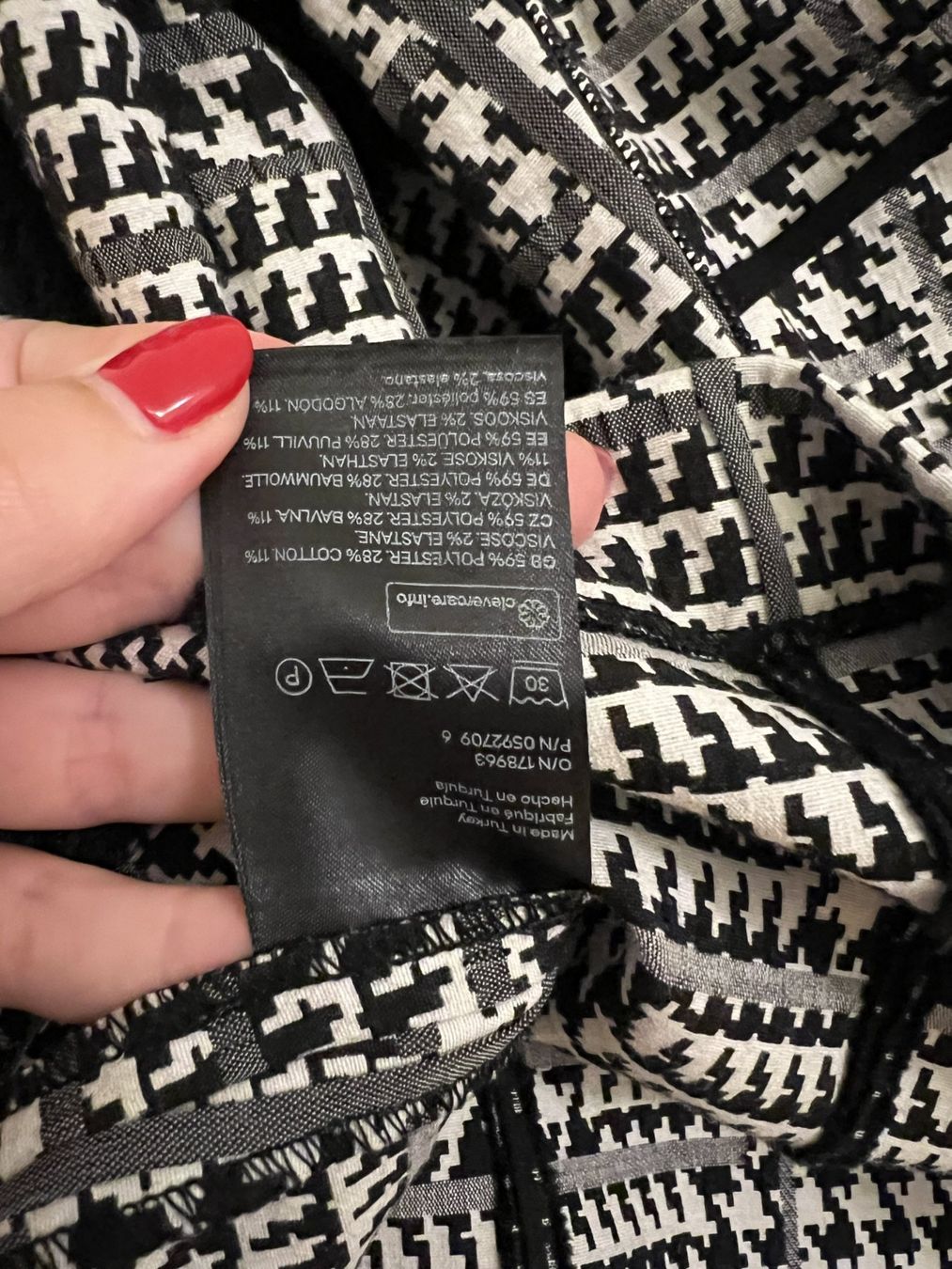 H&M Gonne: Rock H&M EUR 40 – Usato da Horgen venduto da linuxrp 6