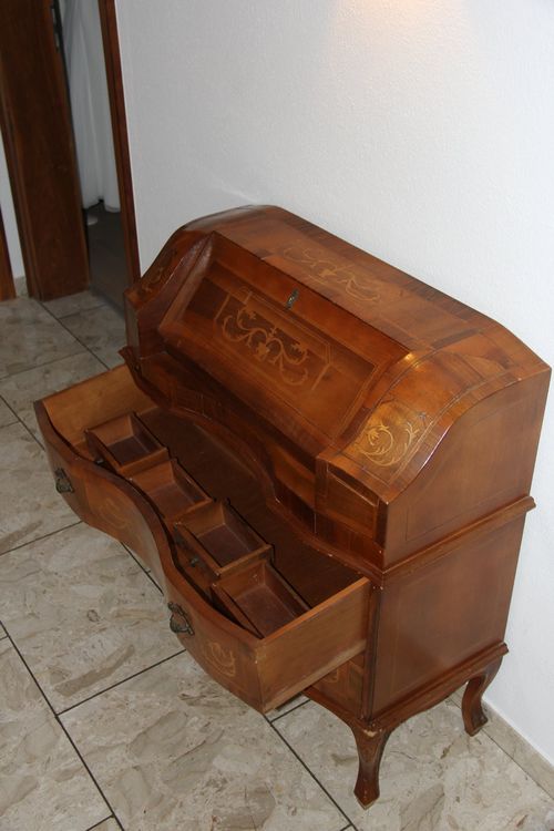 Antiker Biedermeier Sekretär (Gebraucht) in Balzers für CHF 151 – mit ...