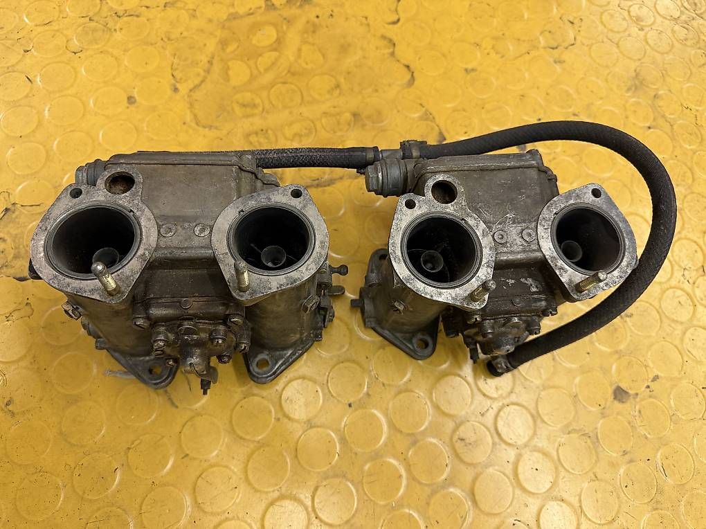 Motori: Satz Doppelvergaser Dellorto DHLA40E – Usato da Obfelden venduto da ScuderiaVeloce 4