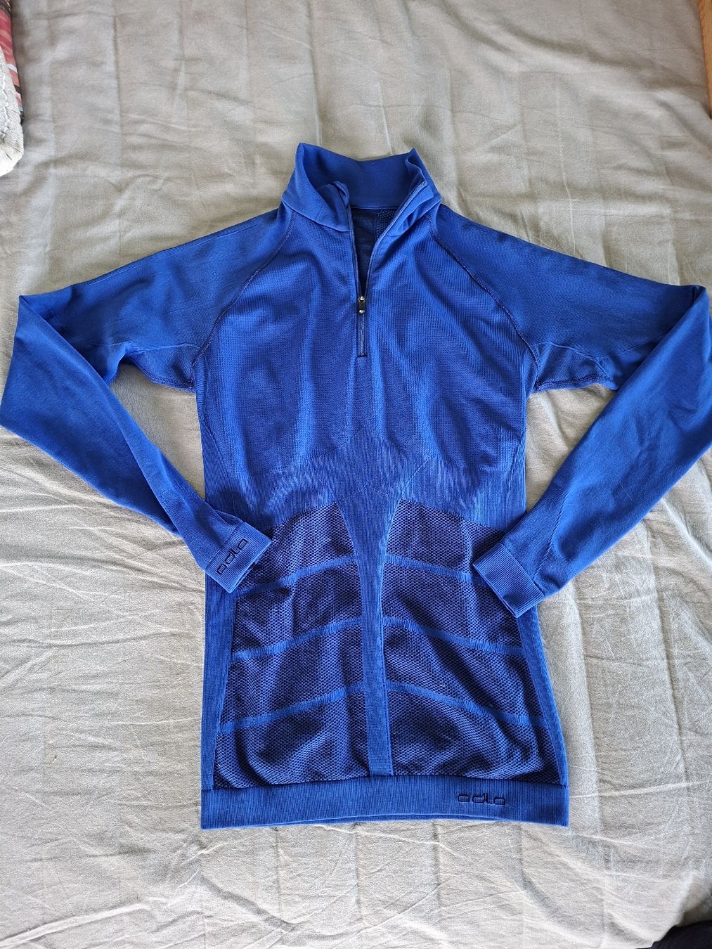 Biancheria intima: Odlo Base Layer mit Halb Zipper Gr. M – Nuovo (secondo la descrizione) da Aathal - Seegräben venduto da anny44