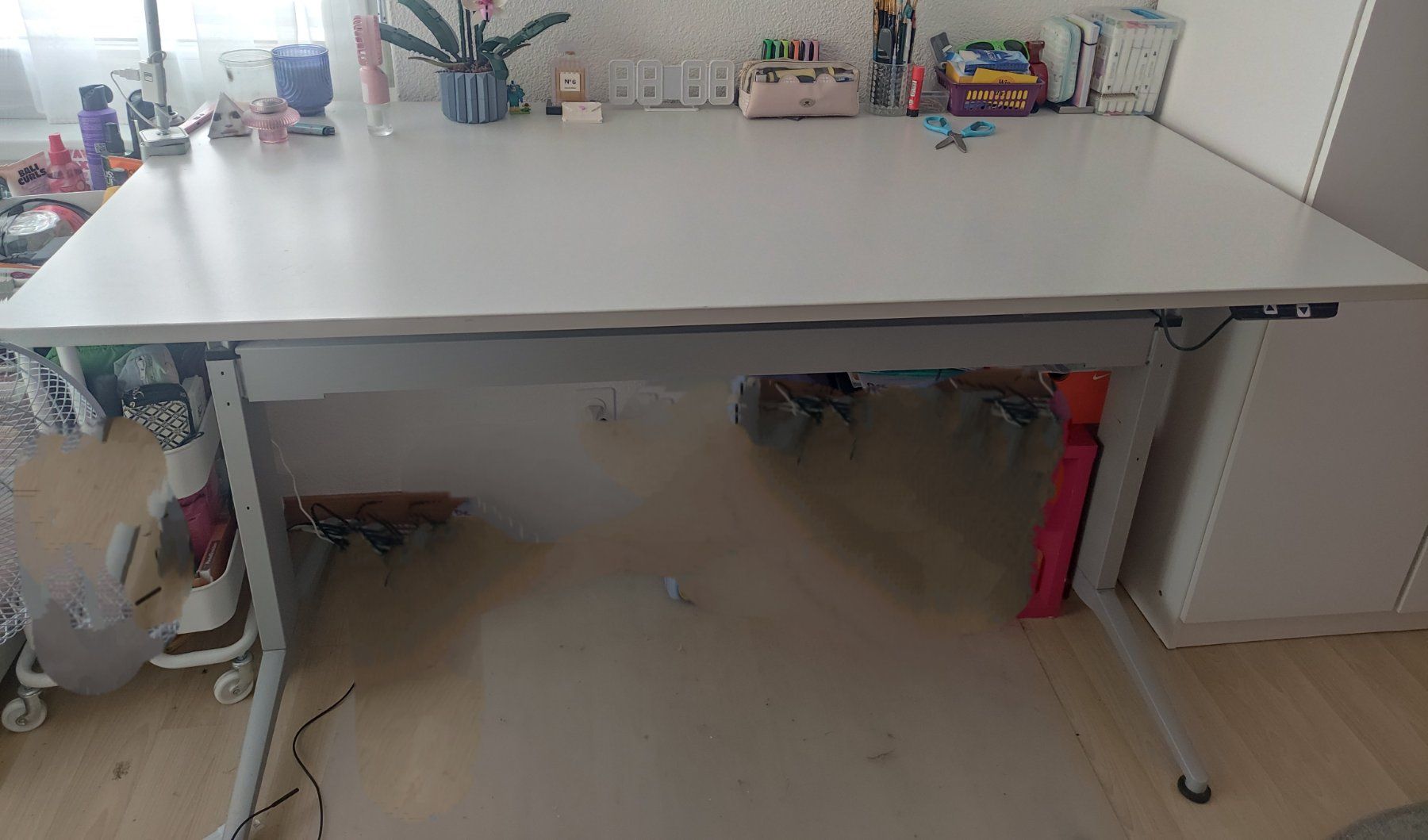 Lista Scrivanie: Lista Office Lo elektrischer Steh Schreibtisch – Usato da Dagmersellen venduto da L.Ga.