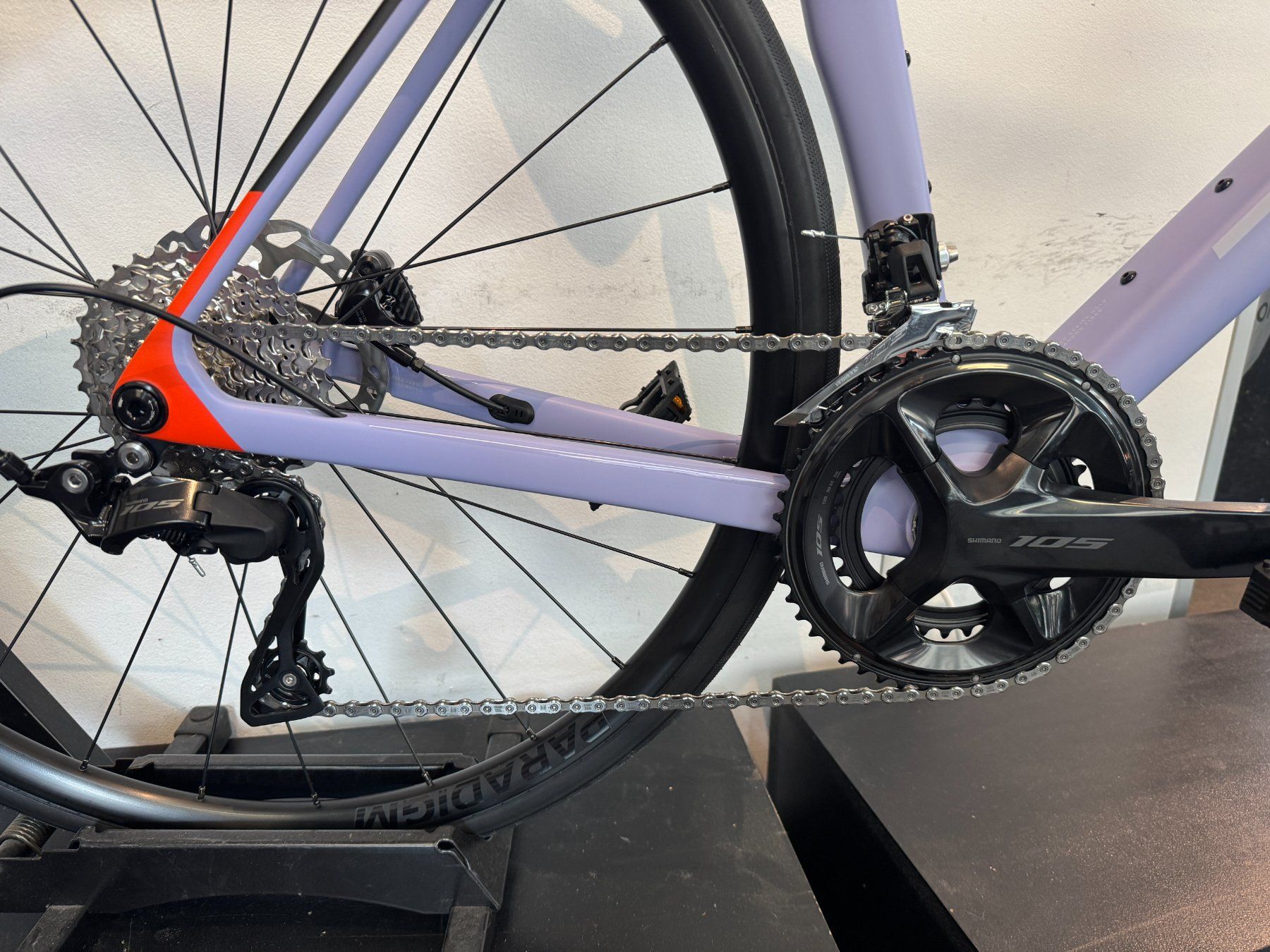 Trek Biciclette: Trek Madone SL 5 Gen 8, Grösse Large – Nuovo e nell'imballaggio originale da Zürich venduto da Velofabrik01 1