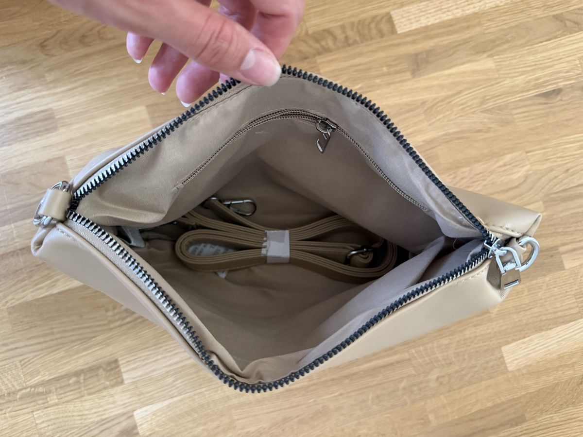 Sacs femmes: Schultertasche Beutel – D'occasion à Zürich par asg_closet 4