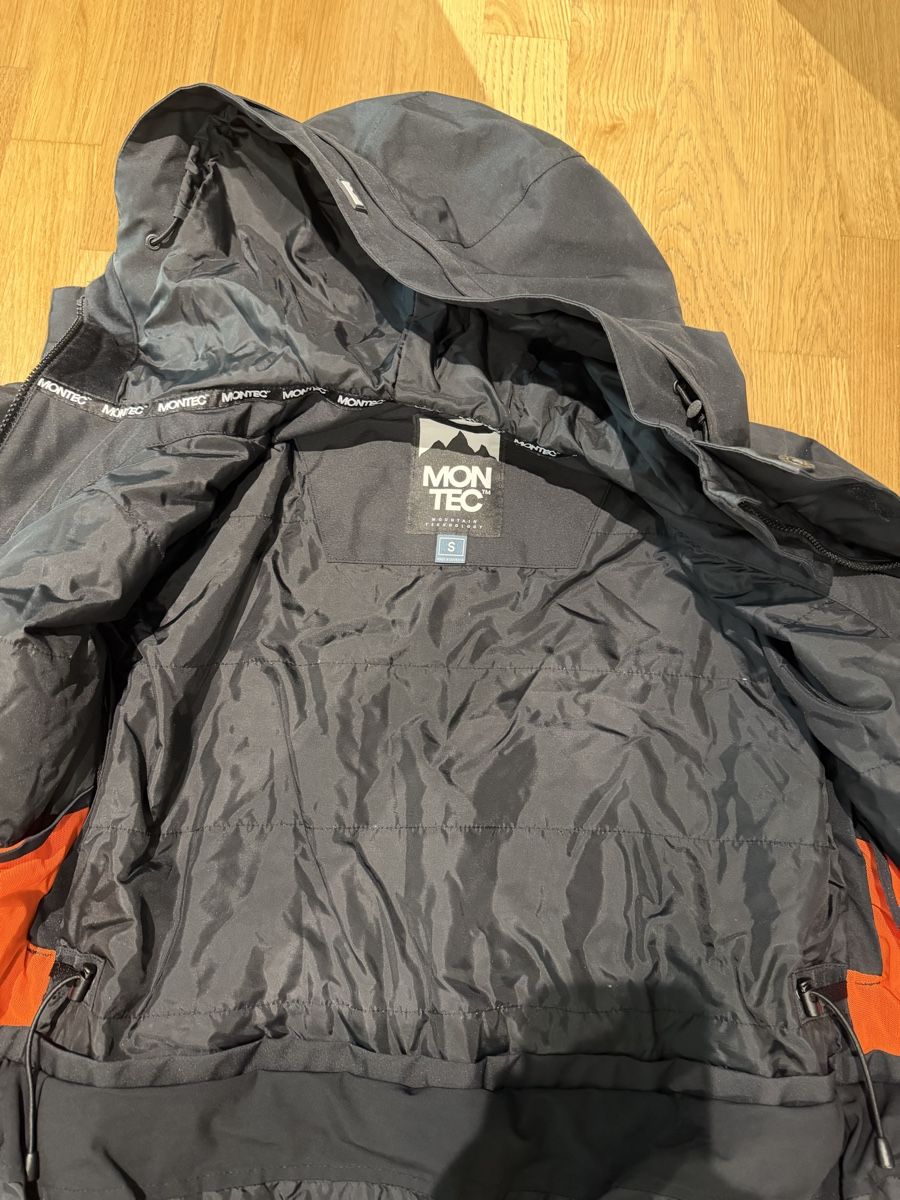 Montec Vestes: Montec Ski Jacke (S) – D'occasion à Brunnen par nin_zx2s 2