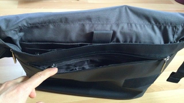 Bree Taschen: Bree Umhängetasche Punch – Gebraucht aus Muttenz von  3