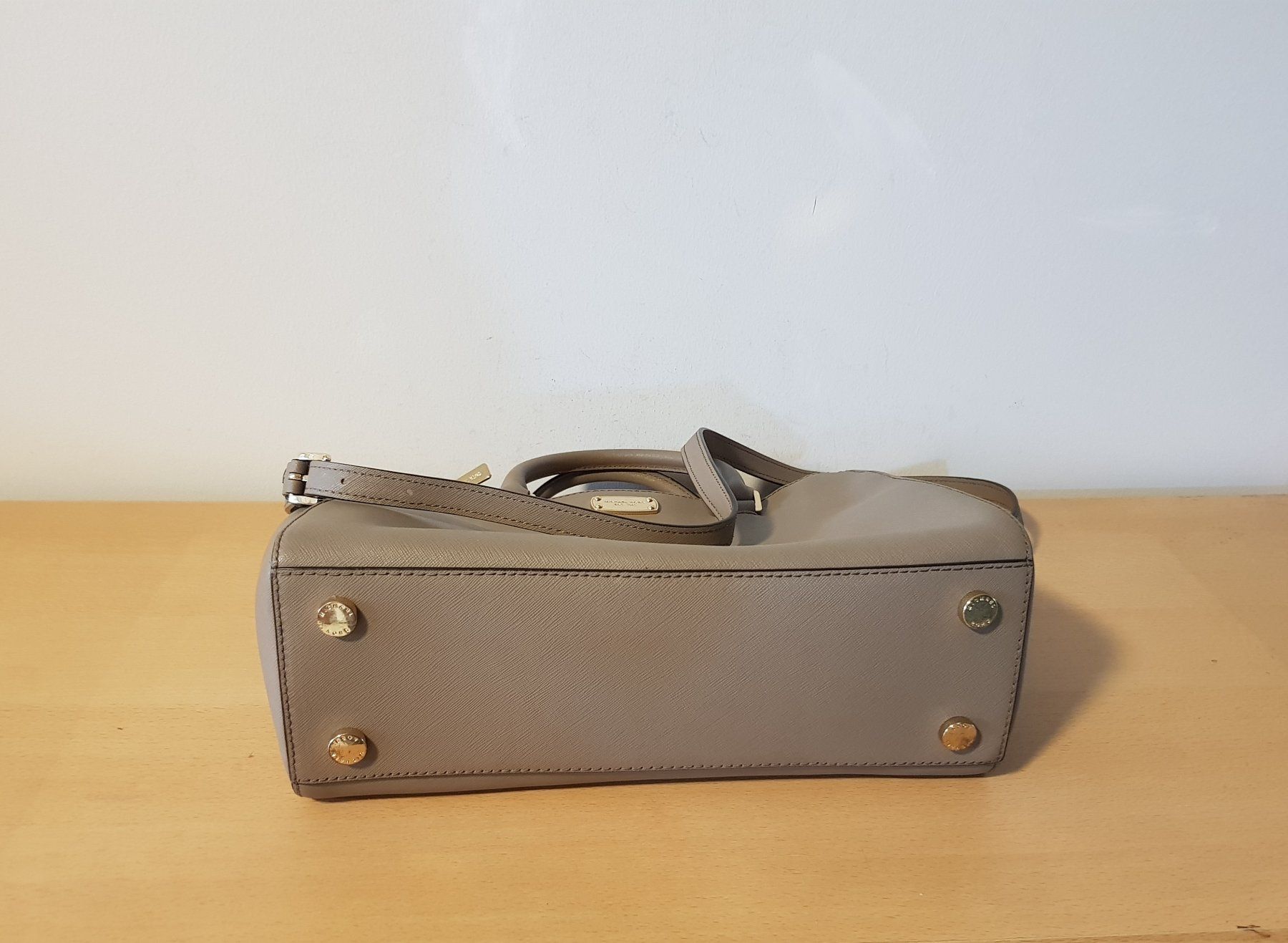 Michael Kors Borse da donna: Michael Kors Handtasche beige – Usato da Basel venduto da Birs868 5