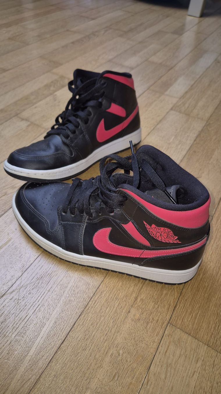 Nike Herrenschuhe: Nike Air Jordan 1 – Neu (gemäss Beschreibung) aus Utzenstorf von earndt16