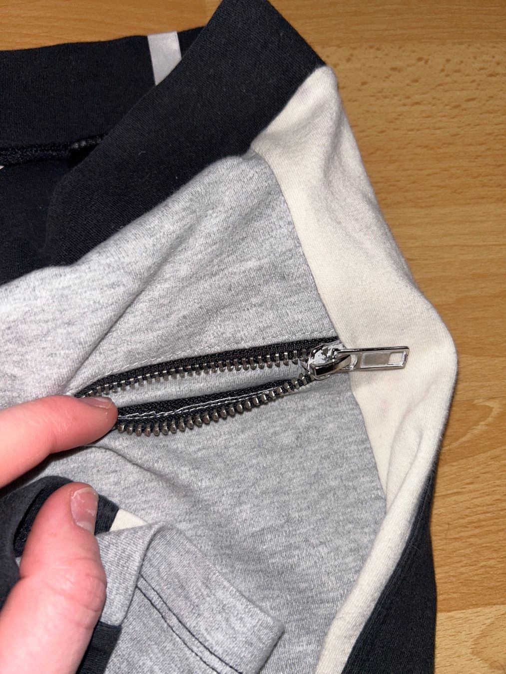 Hosen: Hose, Gr. 164, dreifarbig – Gebraucht aus Hallwil von Zoeizy 3