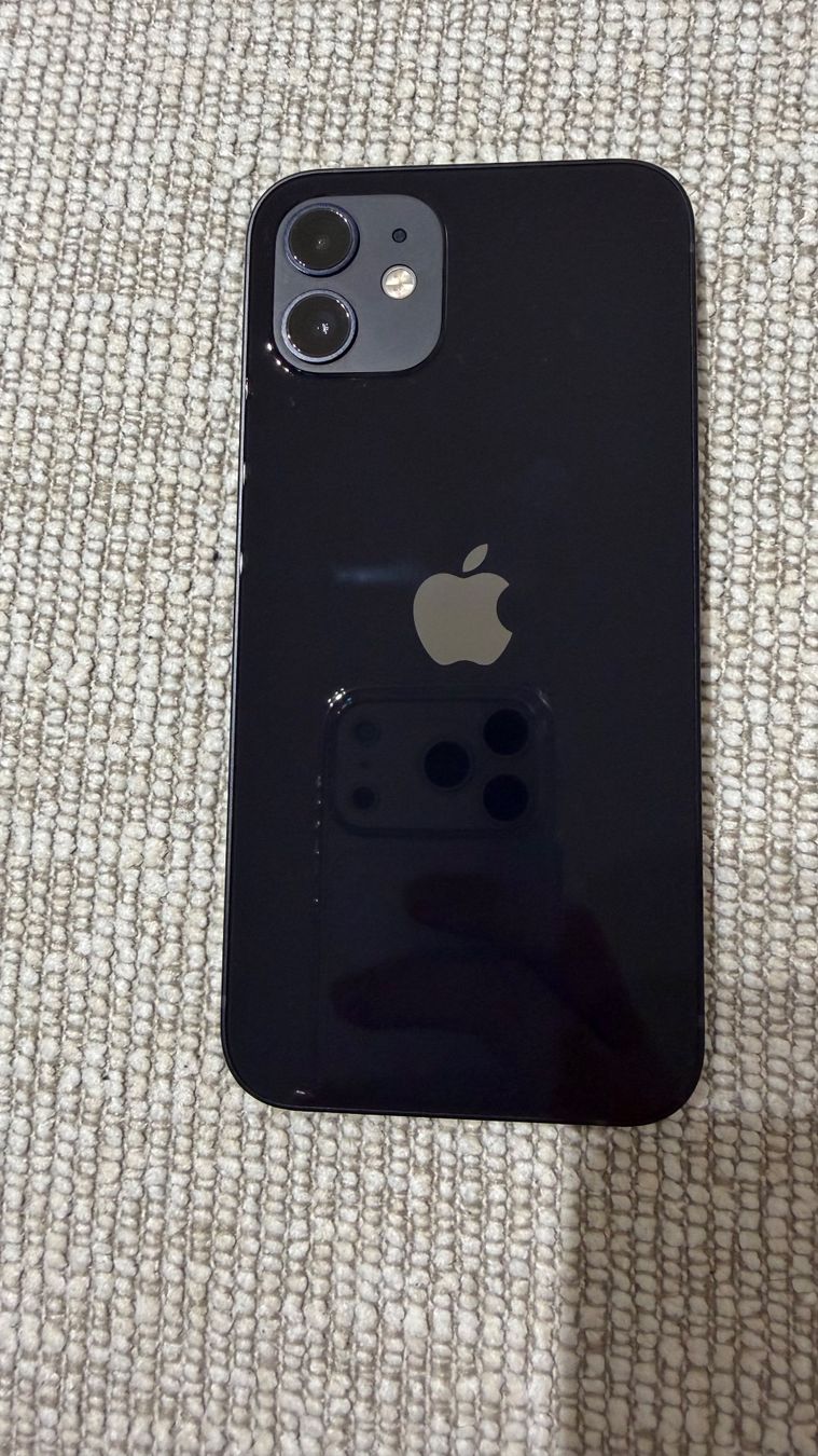 Apple Handys / Smartphones: Apple iPhone 12, schwarz, 128GB – Gebraucht aus Mettmenstetten von Sunsethunter04 3
