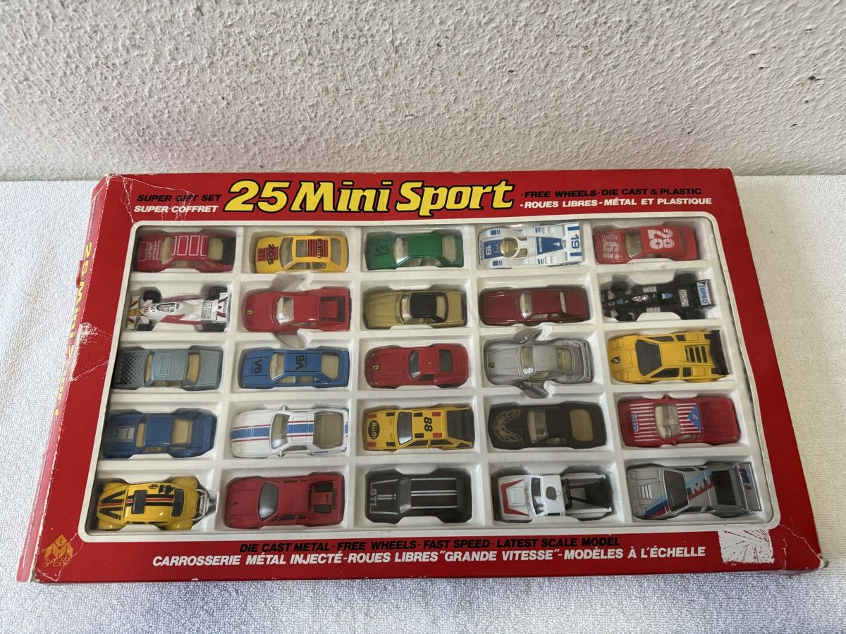 Jouets: 25 Mini Autos – D'occasion à Lenzburg par Meister_k
