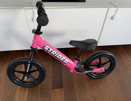 Strider 12 Sport Laufrad - rosa, neuwertig