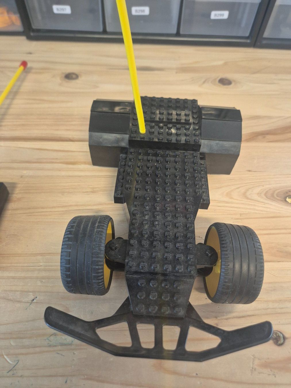 Lego Kit di costruzioni: LEGO Electric RC Car Base x490c01/Electric RC Controller – Usato da Rickenbach b. Wil venduto da agu_6jgz 1